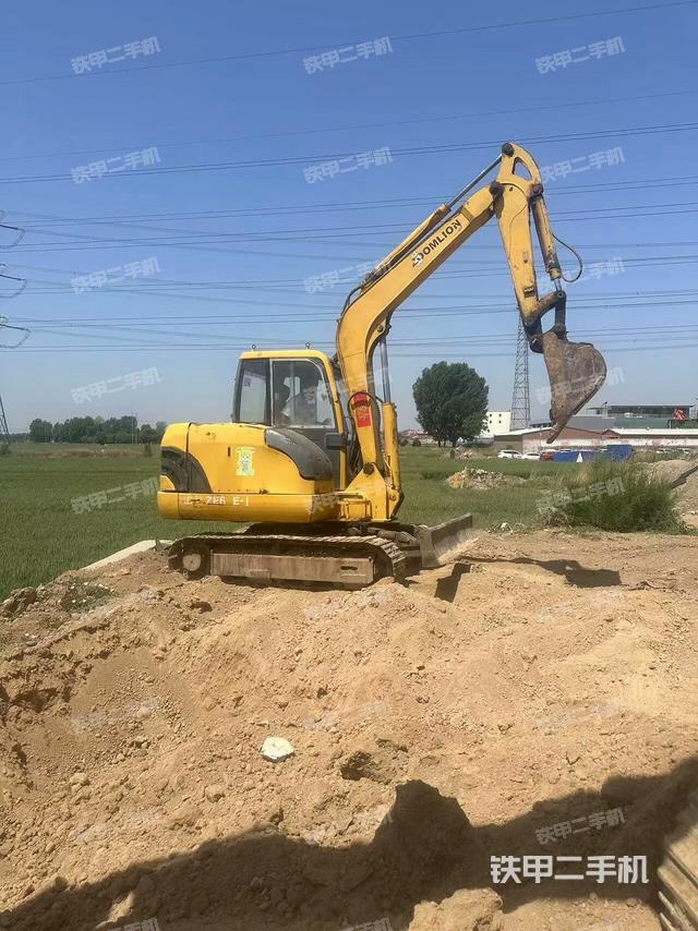 整机右后45°（整机外观）