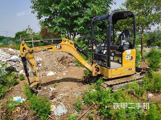 卡特彼勒CAT®301.7 CR 微型液压挖掘机