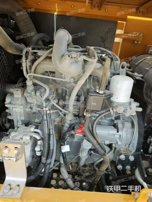 发动机整体俯视（整机外观）