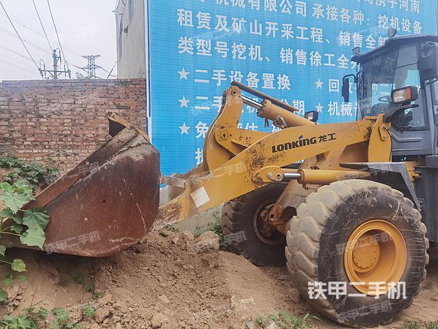 工作装置整体（整机外观及大件）