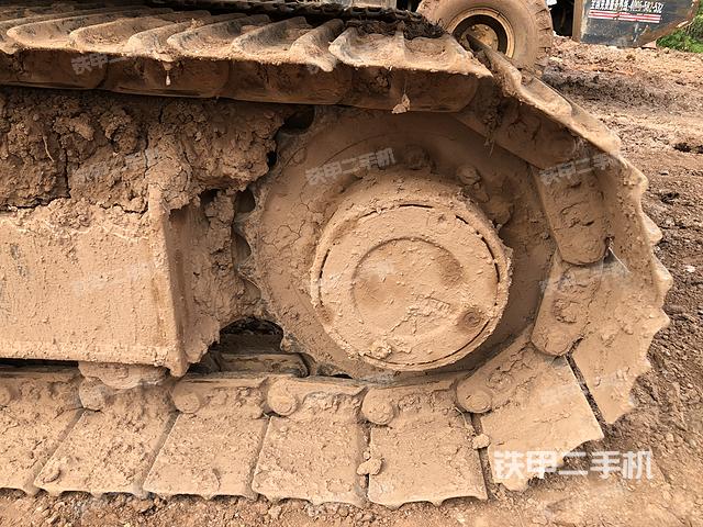 单侧履带整体（整机外观）