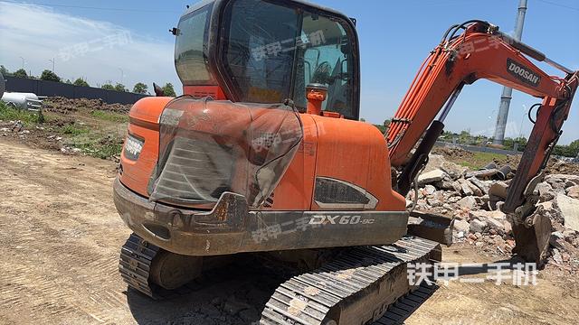 整机右后45°（整机外观）