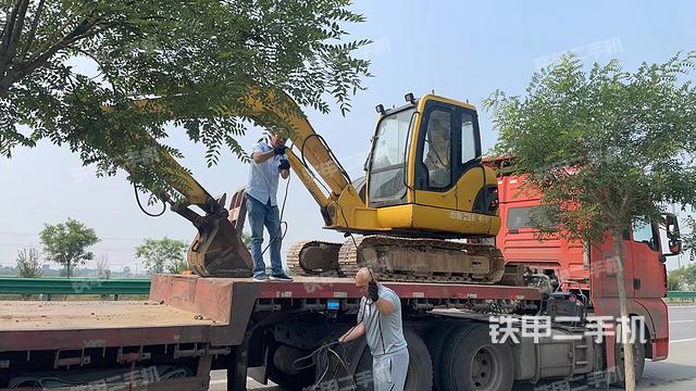 中联重科ZE60E-1挖掘机