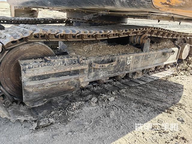 单侧履带整体（整机外观）