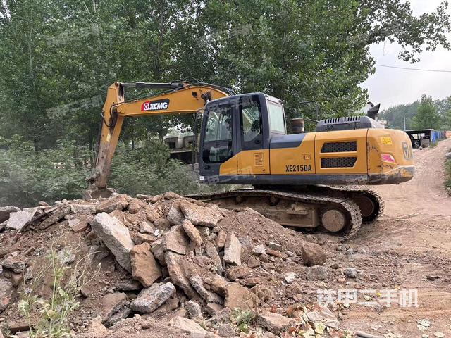 驾驶室整体（整机外观）