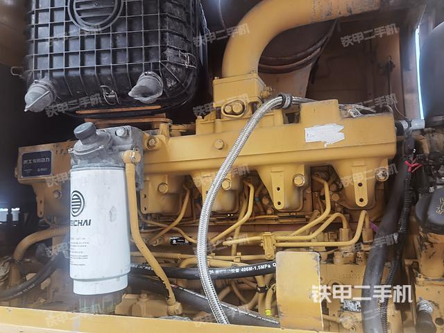 发动机左侧（整机外观及大件）