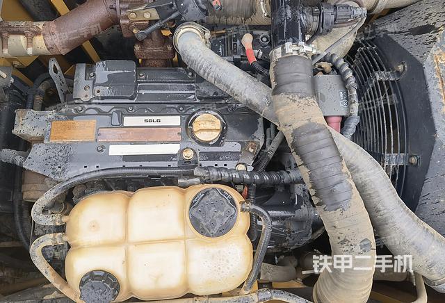 发动机整体俯视（整机外观）