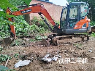 厦门斗山DX55-9C挖掘机实拍图片