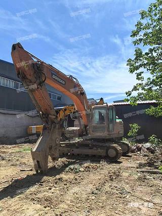 焦作市出售 斗山 DX200-9CN 挖掘机