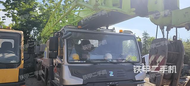 整机右后45°（设备外观及核心部件）