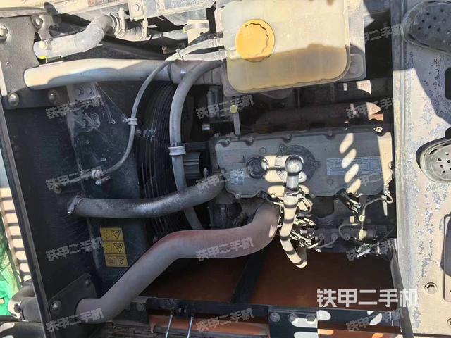 发动机整体俯视（整机外观）