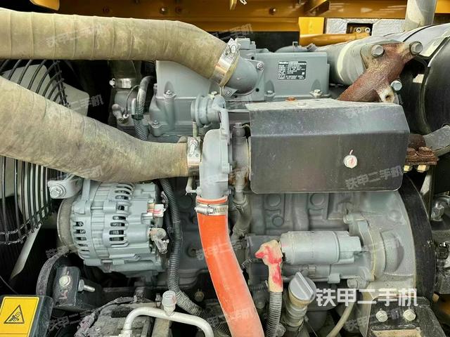 发动机整体俯视（整机外观）