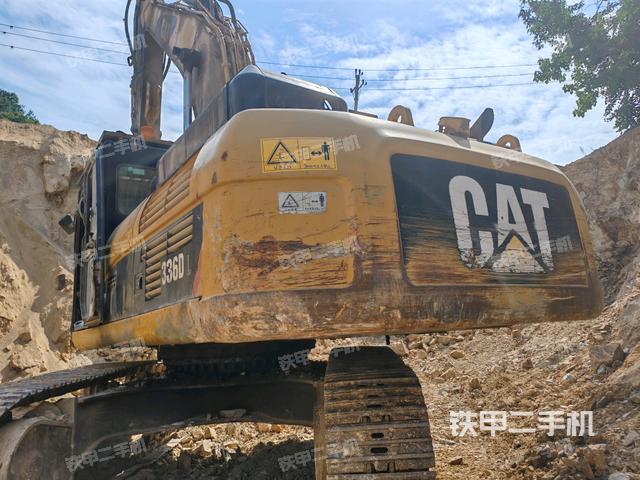 左后45(整機(jī)外觀) 左后45(整機(jī)外觀)