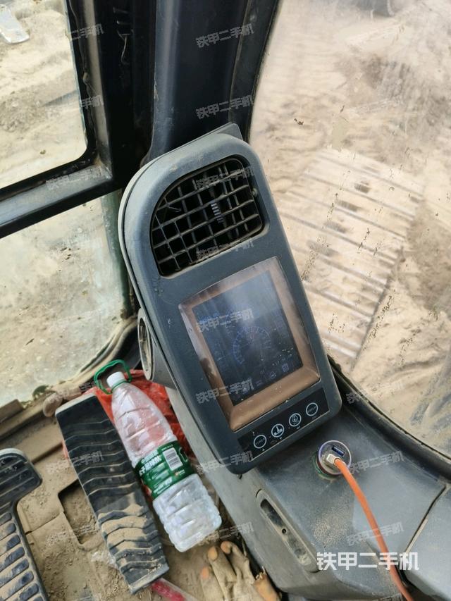 显示屏 （驾驶室部分）