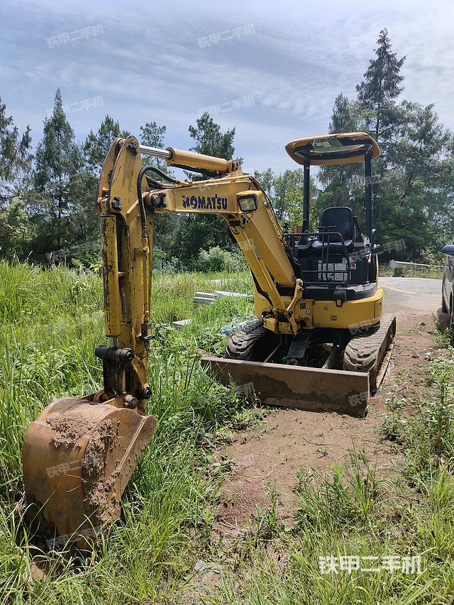 驾驶室顶部（整机外观）