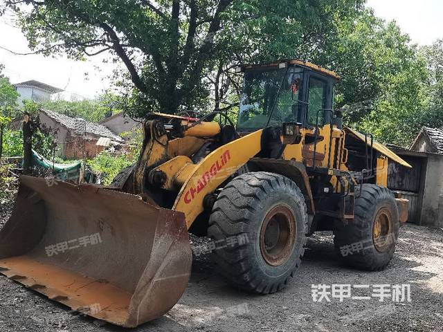 工作装置整体（整机外观及大件）