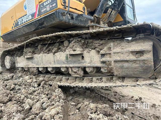 单侧履带整体（整机外观）