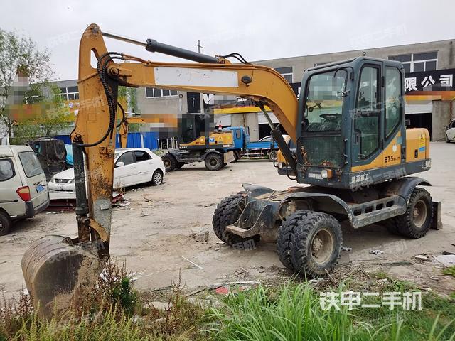 新源XYB75W-8挖掘机