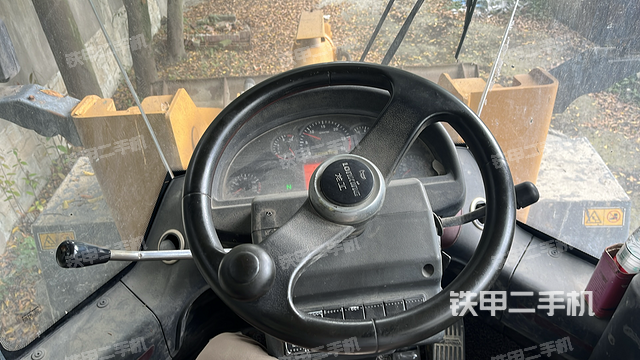 驾驶室操作台（整机外观及大件）