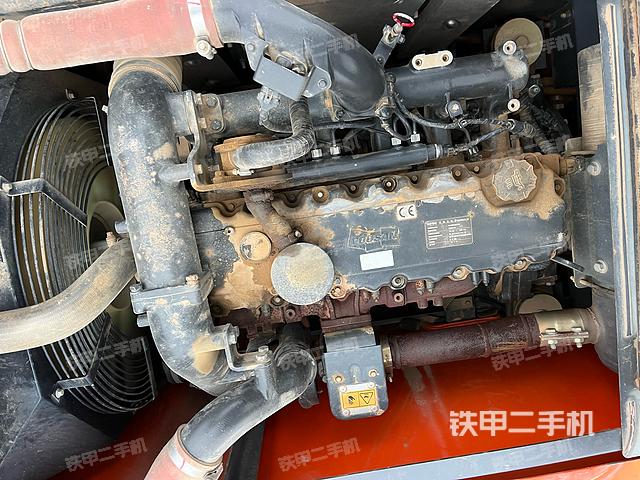 发动机整体俯视（整机外观）