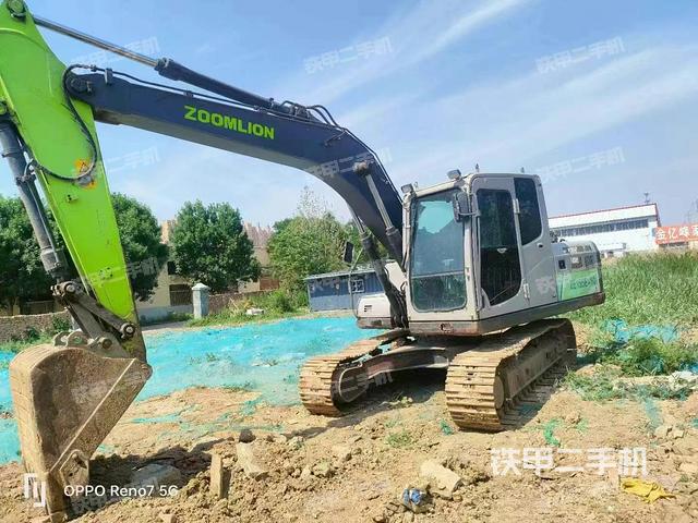 中联重科ZE135E-10挖掘机