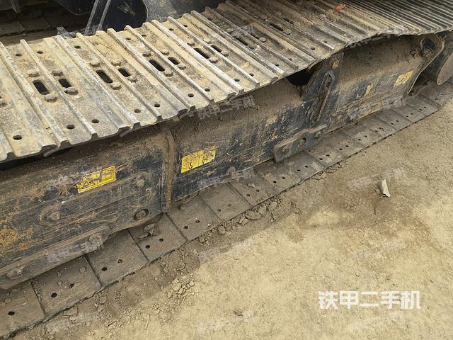 单侧履带整体（整机外观）