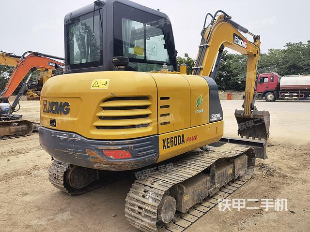 整机右后45°（整机外观）