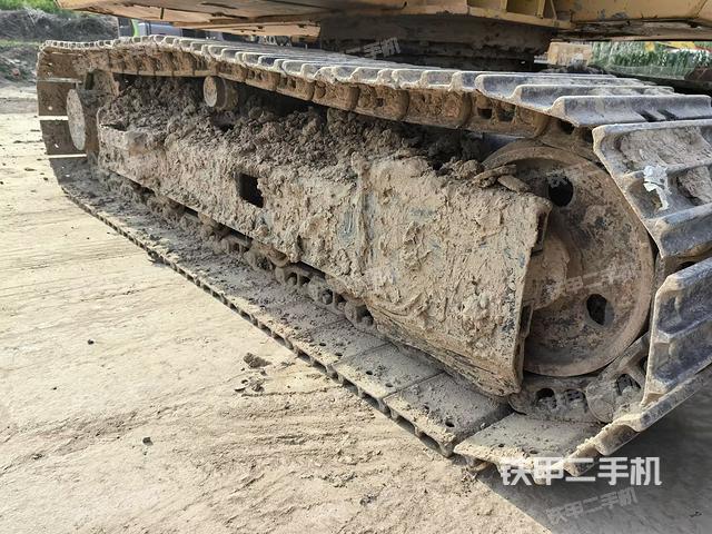 单侧履带整体（整机外观）