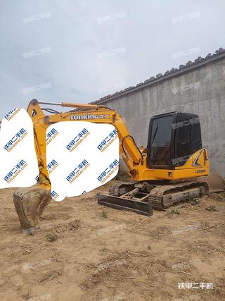 广州龙工LG6065挖掘机实拍图片