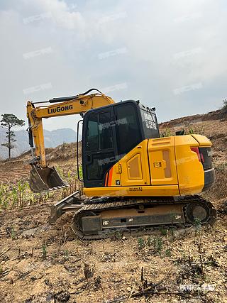 云南-红河哈尼族彝族自治州二手柳工CLG9075E挖掘机实拍照片