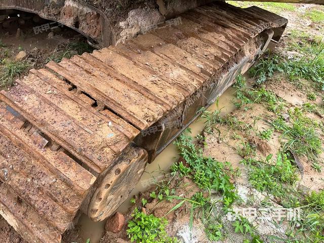 单侧履带整体（整机外观）