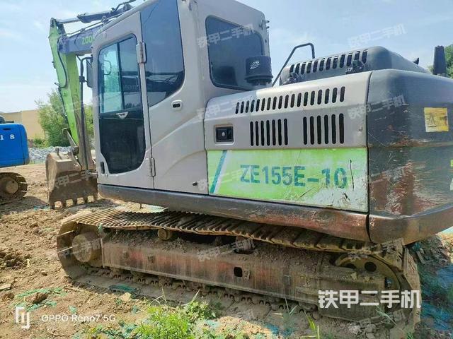 驾驶室顶部（整机外观）