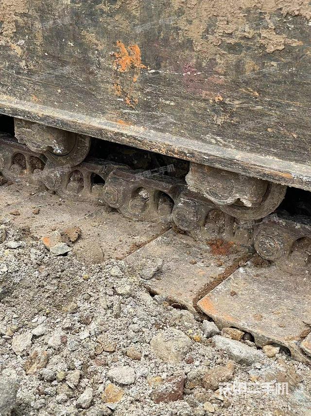 单侧履带整体（整机外观）