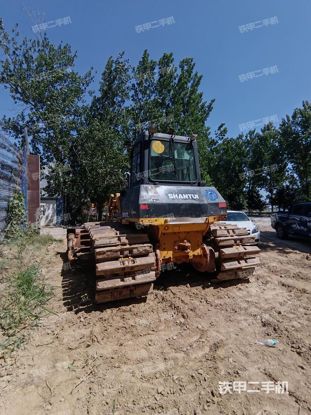 整机右后45°（设备外观及核心部件）