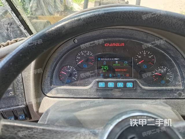 驾驶室操作台（整机外观及大件）