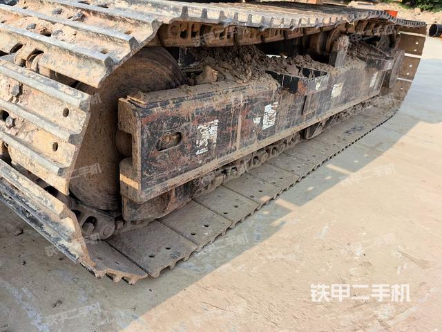 单侧履带整体（整机外观）