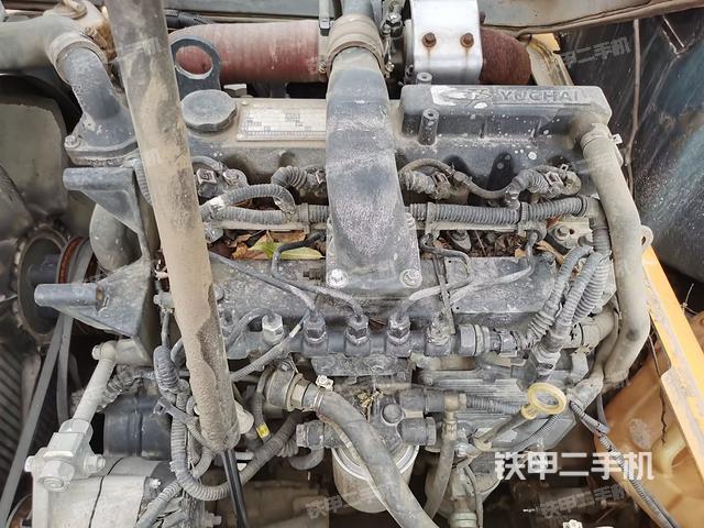 发动机整体俯视（整机外观）