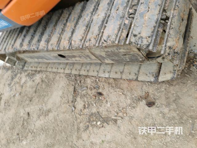 右側(cè)履帶整體?（行走機(jī)構(gòu)）