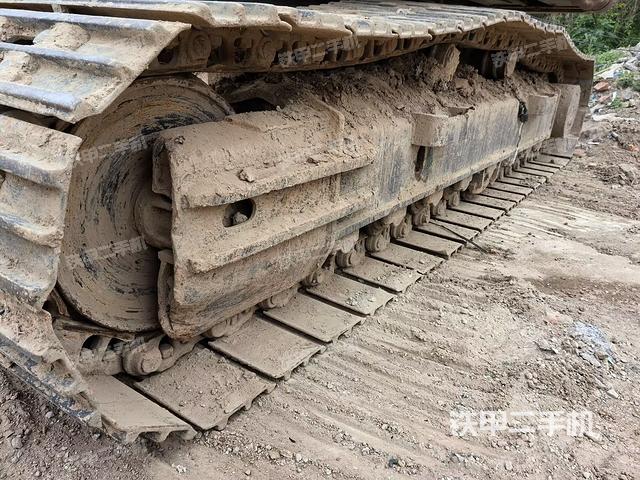 单侧履带整体（整机外观）