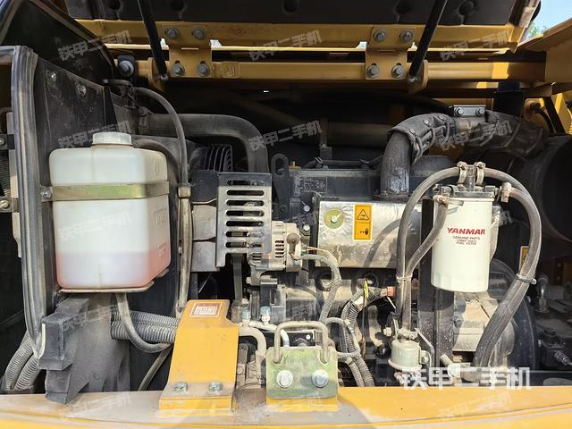 发动机整体俯视（整机外观）