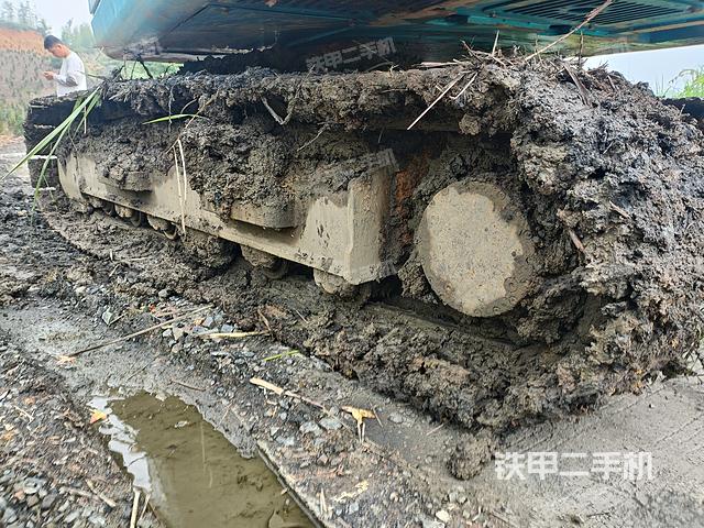 单侧履带整体（整机外观）