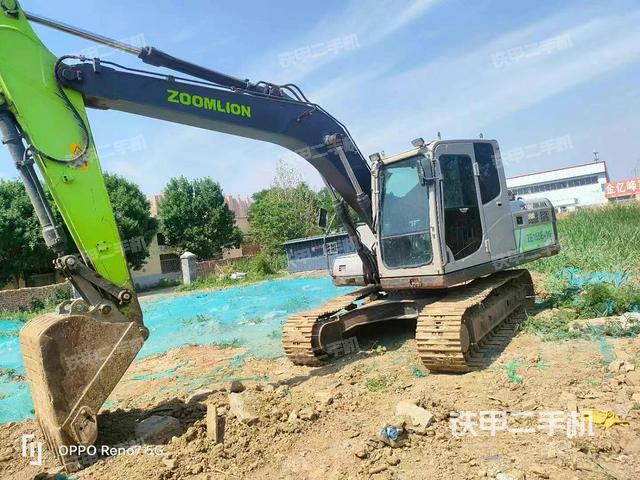 中联重科ZE135E-10挖掘机
