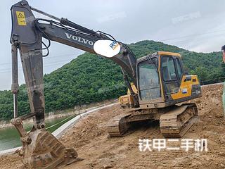 沃尔沃EC120D挖掘机实拍图片