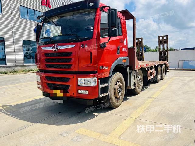 一汽解放8X4平板运输车
