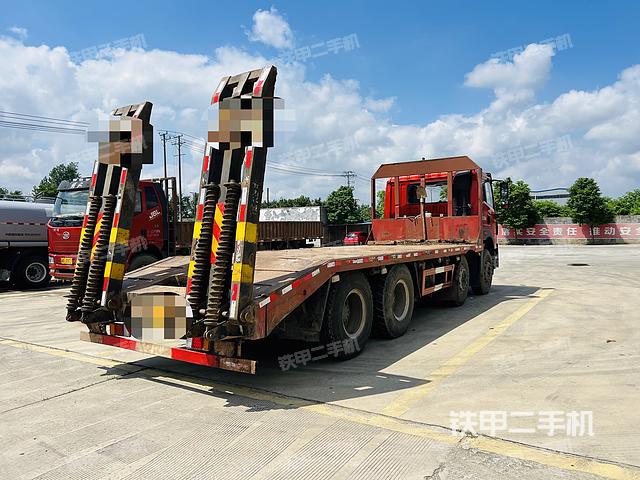 整机右后45°（设备外观及核心部件）