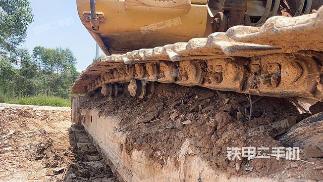 单侧履带整体（整机外观）