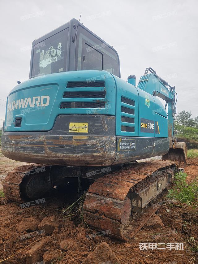 整机右后45°（整机外观）