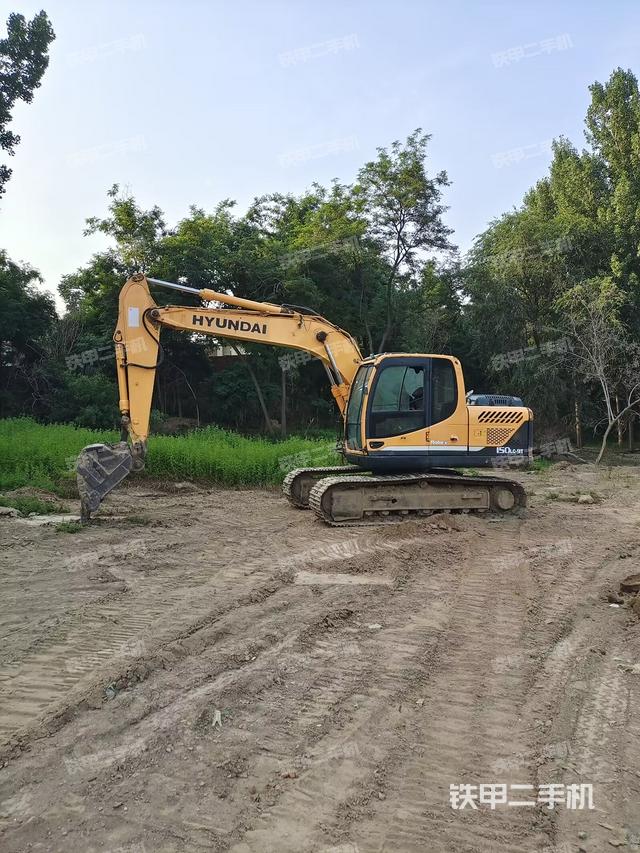 现代R150LC-9挖掘机