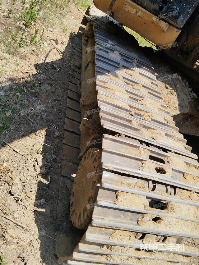 单侧履带整体（整机外观）