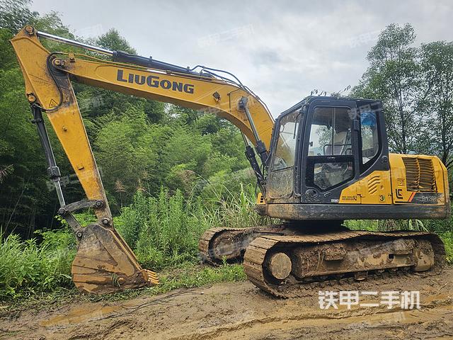 柳工CLG913E挖掘机